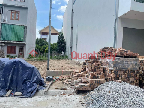 Land for sale on Dang Thai Mai street, donated concrete foundation that can go up to a 2-storey workshop _0