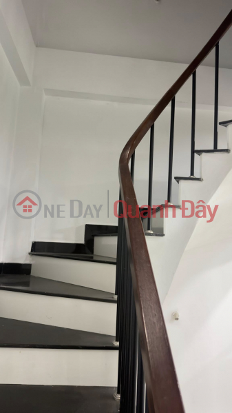 House for sale on Dai La street, 48m2, 6 floors, 4m frontage, 32.8 billion VND, sidewalk access, excellent for business. Vietnam, Sales đ 32.8 Billion