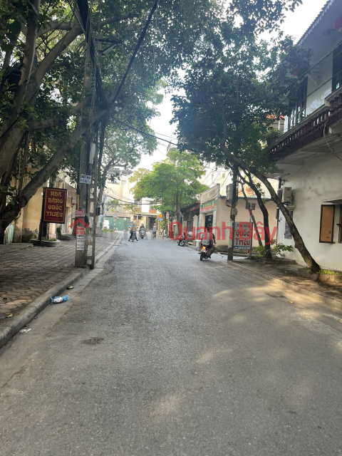 NEW SUMMER OFFER - RARE LAND PATCH ON HOA LAM STREET, WIDE ROADS, SIDEWALKS, BUSINESS BUSINESS, PARKING ALL DAY AND NIGHT _0
