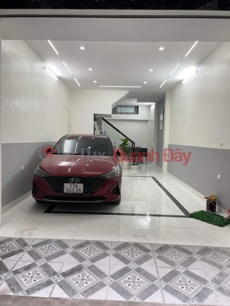 70m 6 Floor Front 5.5m Nguyen Khanh Toan Cau Giay Street. Cars Avoid Stopping Day and Night. Business Wide Sidewalk Sales Listings