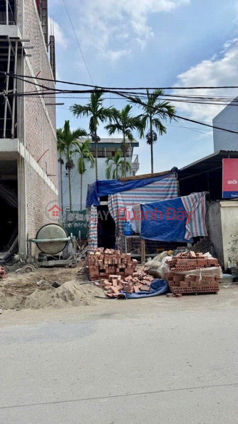 RARE LAND - AFFORDABLE PRICE - Sidewalk access - Business potential - Car access - Benefiting from the Tứ Liên bridge project - Near Vincom _0