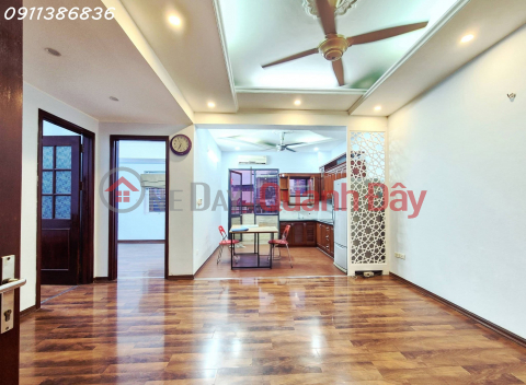 Đẹp long lanh Tòa F4 Trung Kính 85m 2PN, trung tâm Cầu Giấy, hơn 7 tỷ _0