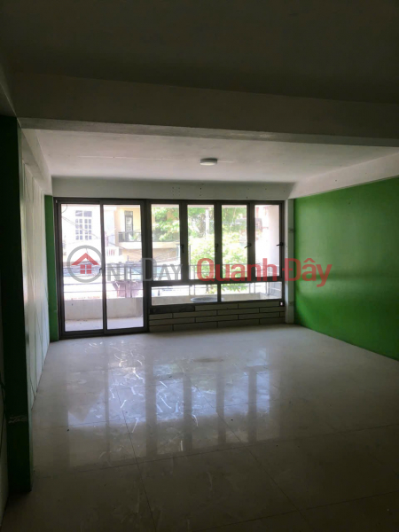 đ 9.5 Billion, BEAUTIFUL HOUSE - GOOD PRICE - Need to sell 4-storey house on Nguyen Truong To Street, Truong Thi Ward, Thanh Hoa City.