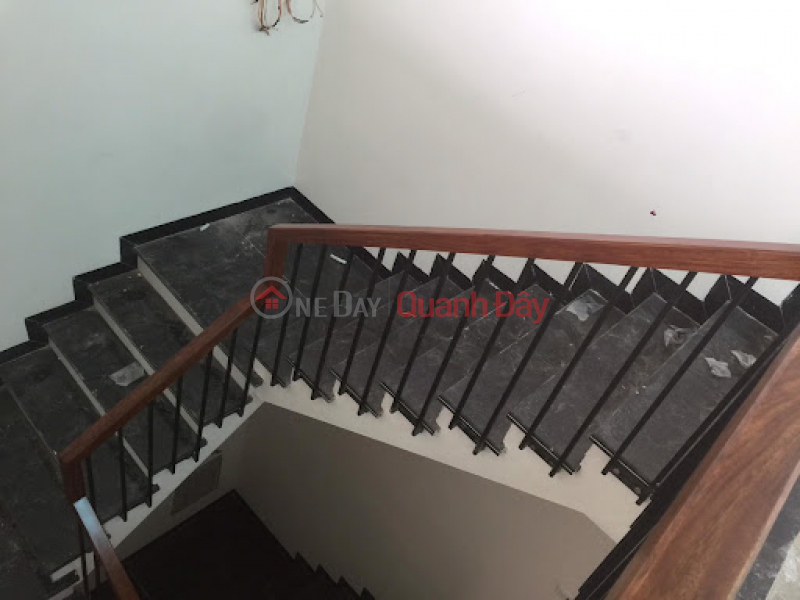 Property Search Vietnam | OneDay | Residential, Rental Listings | House for rent, 86m2, 5 floors; Nguyen Chanh Street, Nam Trung Yen Ward, Trung Kinh - 33 million VND.