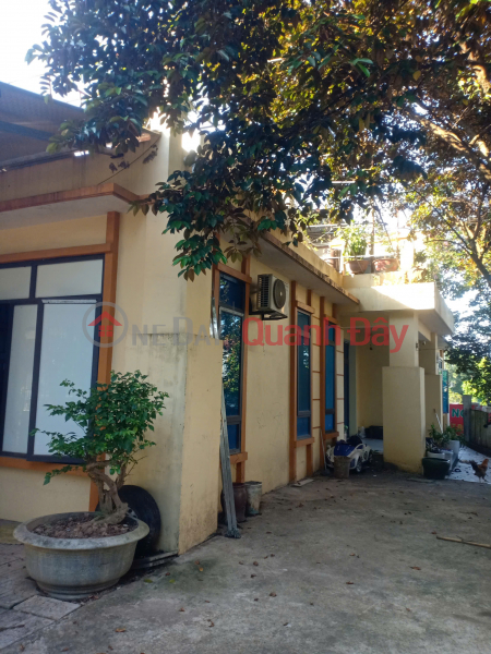 Cần bán căn nhà có diện tích 490m2 (Mặt tiền 21.55m)Tại Cửa Ga Quán Triều. Niêm yết bán