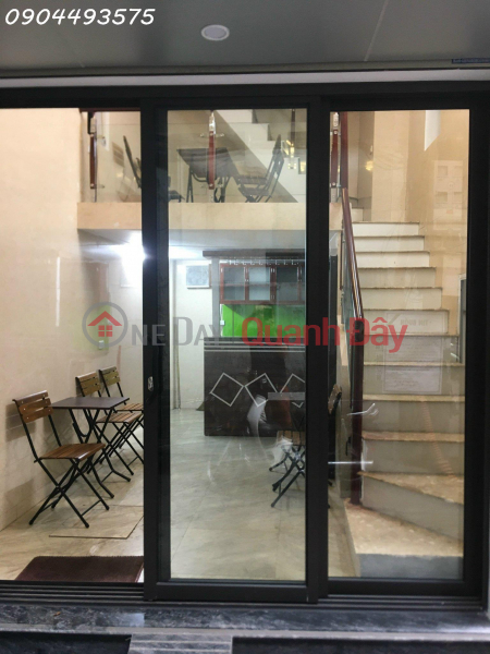 THE OWNER IS SELLING A HOUSE AT DE LA THANH, GIAH VO, BA DINH, HANOI Sales Listings