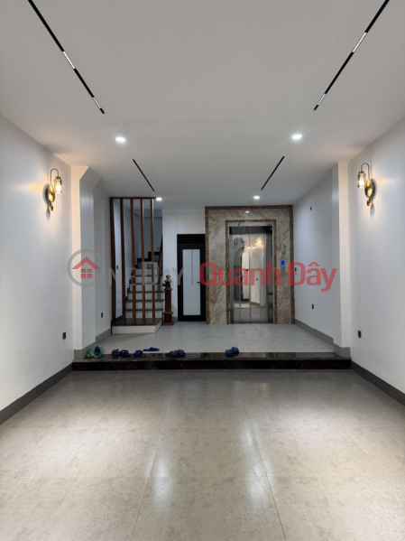 HONG TIEN TOWNHOUSE - GARAGE - ELEVATOR - TRUNG TUNG CARS - FACILITIES Sales Listings