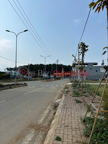 CHEAPEST LAND PLOT IN MOC CHAU TOWN IN THE AREA AT THE PRESENT - HIGH PROFITABLE INVESTMENT OPPORTUNITY. | Vietnam, Sales | đ 5 Billion