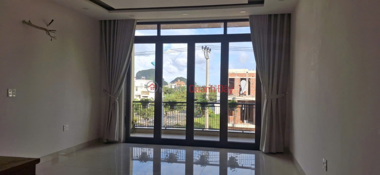 MẶT TIỀN NGỌC TỊNH ĐƯỜNG 10.5M – 3 TẦNG – Ô CHỜ THANG MÁY – GIÁ CHỈ 8.3 TỶ Việt Nam | Bán | đ 8,3 tỷ