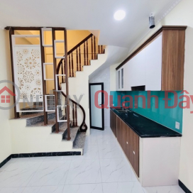 HOUSE FOR SALE AT 521 TRUONG DINH NEAR TAN MAI-KIM DONG INTERFACE DT33M2x5T-PRICE 4.4 BILLION _0