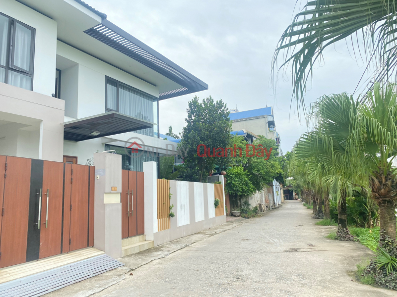 Property Search Vietnam | OneDay | Nhà ở Niêm yết bán, Siêu phẩm Trung Tâm Thị Trấn Chúc Sơn. 
Diện tích: 94,8m 
Nằm ngay vị trí Sau Bưu điện Thị Trấn Chúc Sơn,