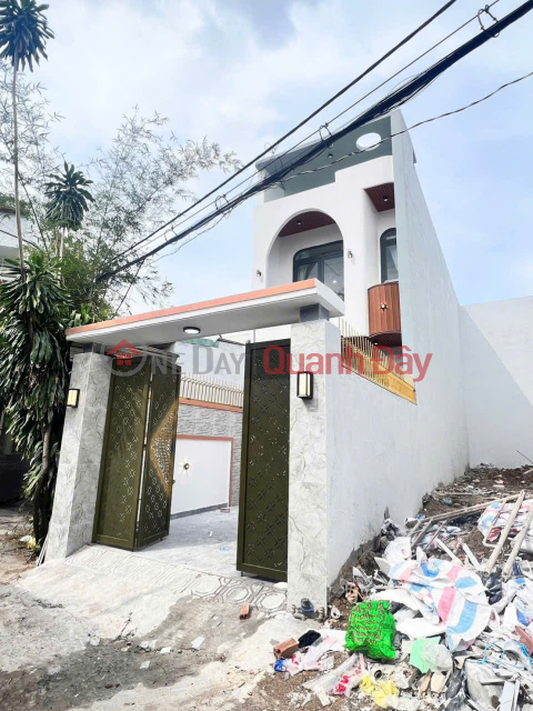 Bán nhà lầu mới tinh, siêu sang, gần chợ Tân Hiệp, sân oto, chỉ 4 tỷ 390 _0