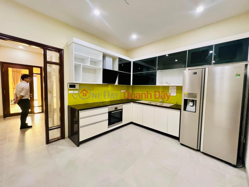 Hang Rare, House on Yen Hoa Street, corner lot, 6 floors, elevator 50m2, classy An Sanh lake view, reasonable price | Vietnam | Sales, đ 24 Billion