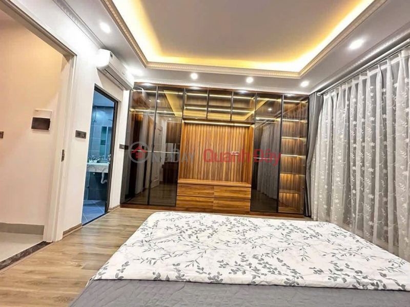 YÊN HOÀ - CẦU GIẤY - NHÀ ĐẸP, MỘT BƯỚC RA PHỐ - 30M ,5TẦNG - NỘI THẤT SANG XỊN . GIÁ 7.95 TỶ | Việt Nam, Bán | đ 7,95 tỷ