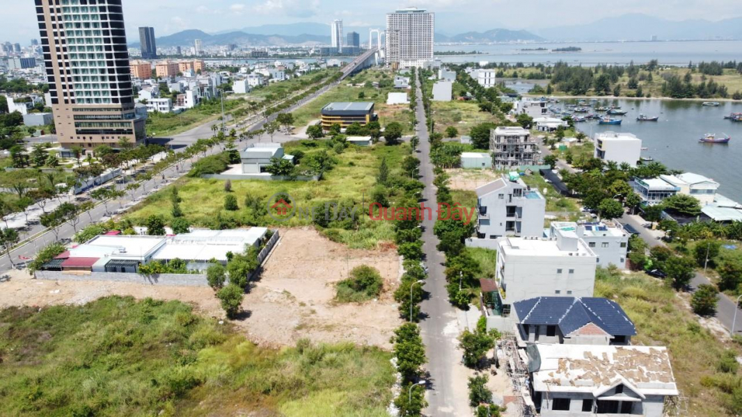 Villa land for sale on Tran Sam Street - Da Nang, Beautiful location close to the sea, right on Da Nang Bay, Cheap price Sales Listings