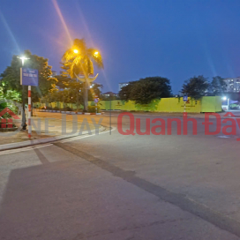 HÀNG HIẾM LINH LANG – ĐÀO TẤN BA ĐÌNH
Đất vàng – ô tô vào nhà. _0