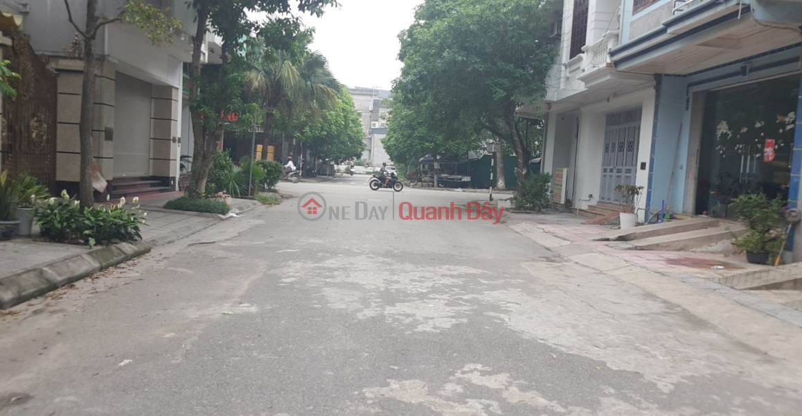 4-storey house for sale, Block 2, Ba Trieu street, 5.65 billion Sales Listings