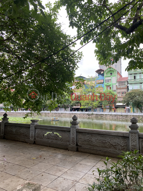 Urgent sale of Thinh Hao house, Dong Da, 5-storey house, corner lot, 3 open sides, near the street, beautiful new house, area 33m2, price only _0