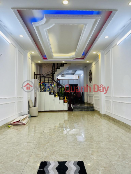 House for sale in Kim Giang, area 45m2 x 5 floors, ready to move in, price 5.25 billion, shallow alley, near the road Sales Listings