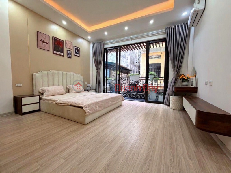 House for sale in Ngoc Khanh, 30m² x 4 floors, 9.15 billion VND, alley accessible by motorbike\\/tricycle, 60m from the main street, fully furnished. Sales Listings