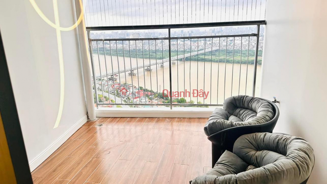 đ 15,7 tỷ PENTHOUSE MIPEC LONG BIÊN 228m, phong cách Châu Âu, full nội thất