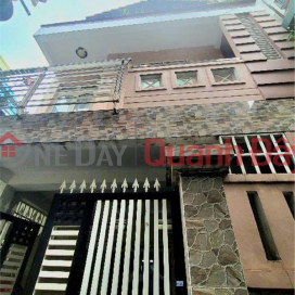 BEAUTIFUL HOUSE - GOOD PRICE - OWNER NEEDS TO SELL A HOUSE IN A CAR ALLEY IN WARD 3, DISTRICT 8, HCM _0