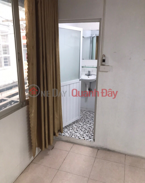 The owner needs to rent a room, address: Lane 1 Bui Xuong Trach, Thanh Xuan, Hanoi, Vietnam | Rental | ₫ 3.5 Million/ month