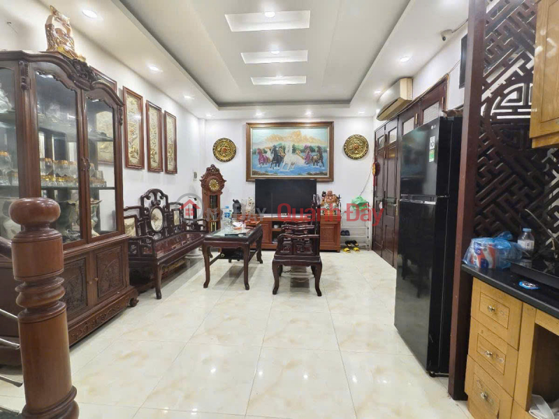 đ 6.5 Billion, HOUSE FOR SALE 31m 5 FLOORS - NONG BO DE ALLEY, LONG BIEN Price 6.5 billion for business car