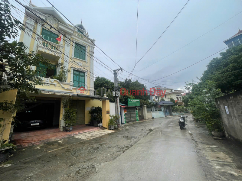 BEAUTIFUL HOUSE FOR SALE BY OWNER on the main inter-village road preparing to pour asphalt Aphan - Near beltway 4 Sales Listings