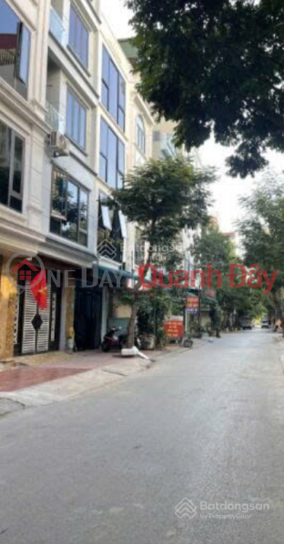 Owner selling quickly a private house in Kien Hung, 70m2 - 5 floors - Car access road - Fully furnished. Sales Listings