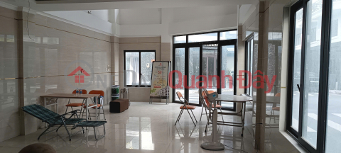 Corner apartment over 200m2 on Ha Huy Giap street, District 12, only over 4 billion, ready to move in. _0