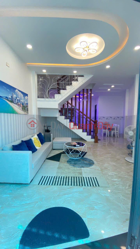 BEAUTIFUL 3-STORY HOUSE FOR SALE ON DANG LO STREET, VINH HAI CAR ROAD NEAR MARKET _0