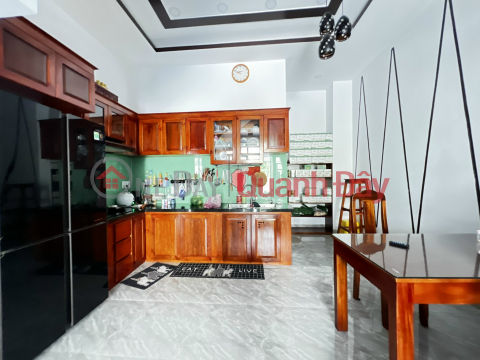 3-storey house for sale in PHUOC Long, 6m concrete road surface, only 40m next to Road No. 22 _0