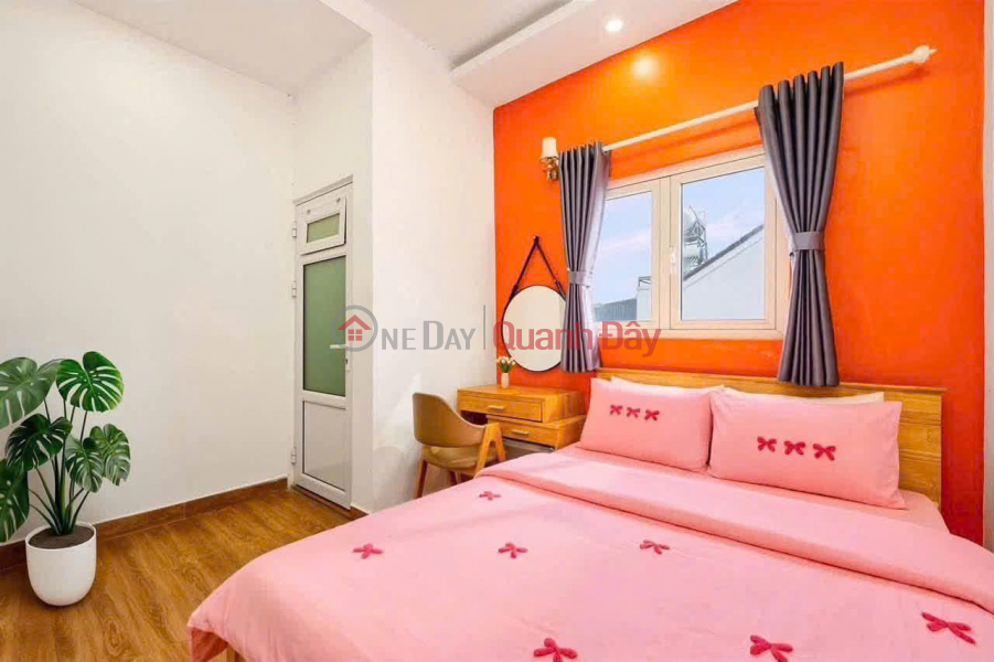 Hotel for rent: 17 rooms, elevator, basement parking, price 35 million VND, located on Xô Viết Nghệ Tĩnh Street, Da Lat, Lam Dong., Vietnam Rental đ 35 Million/ month