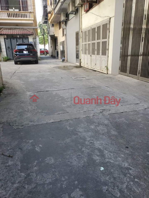 The owner offers to sell land on Nguyen Van Huyen alley, 92m2, 6.9m square meter, for business, price 14.7 billion _0