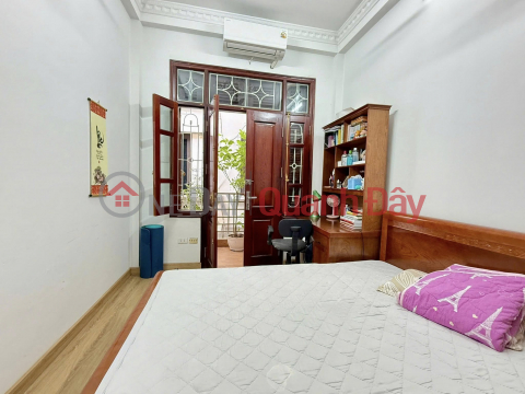 (Chính chủ) bán căn nhà phố Lê Đại Hành, mặt tiền 5m, xây 4 tầng, 70m2, 19.5 tỉ _0