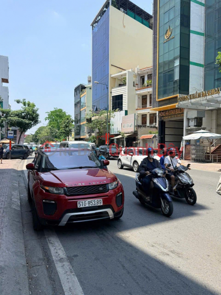 đ 23 Billion **House for sale at 17 Hong Ha Street, Ward 2, Tan Binh District (10.2m x 8m),5 floors**