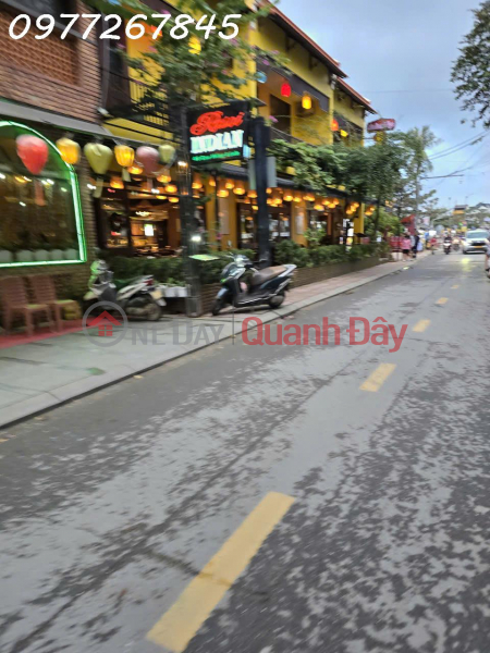  Please Select | Residential | Sales Listings đ 130 Million