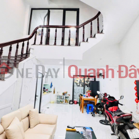 NHÀ PHÚ DIỄN – 36m2 x 5 TẦNG ĐẸP – GẦN DH TÀI NGUYÊN MÔI TRƯỜNG – GẦN Ô TÔ – GIÁ 8,5 TỶ _0