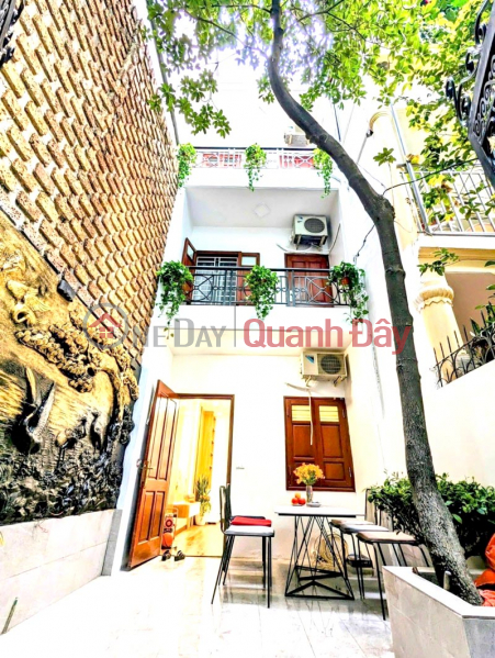 Property Search Vietnam | OneDay | Residential, Sales Listings, HAO NAM - DONG DA - 59m2 x 4Floors - TWO THOUGHTS - CORNER LOT - NEAR CARS - More than 9 BILLION