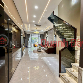 BÁN NHÀ MỚI 3 TẦNG CAO CẤP – HẺM XE HƠI 6M – CHỈ VÀI PHÚT ĐẾN PHÚ MỸ HƯNG _0