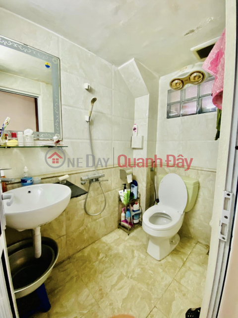 Bán Nhà Tập Thể Thọ Lão, 80m2, 2 phòng ngủ, 1WC 2.35 tỷ, 0977097287 _0