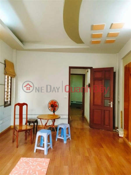 Ton Duc Thang Townhouse for Sale, Dong Da District. 61m Frontage 4m Approximately 15 Billion. Commitment to Real Photos Accurate Description. Owner, Vietnam | Sales | đ 15.4 Billion