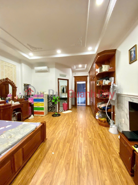 đ 15.5 Billion, HOT DEAL! PRIME LOCATION - GREAT PRICE! OWNER NEEDS TO SELL QUICKLY. A house in a beautiful location in Tan Binh District, Ho Chi Minh City.