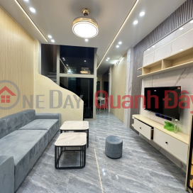 House for sale in lane 140 Ngoc Thuy, 45m x 4 floors, elevator, car parking, 10m, just over 8 floors, negotiable. Contact 0936123469 _0