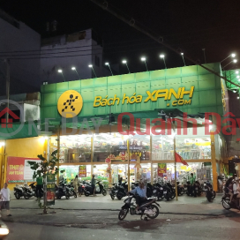 BACH HOA XANH Grocery store - 111 Le Duc Tho Street,Go Vap, Vietnam