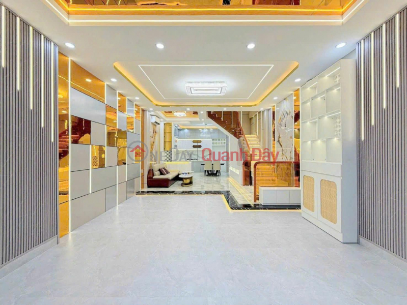 Mr. Hai wants to sell his house located in an alley accessible by car, near Phu My Hung. It's a 4-story house and includes the furniture. Sales Listings