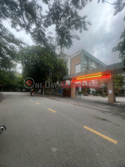 5-STOREY HOUSE, CORNER LOT - 12M FRONTAGE - 2 OPEN SIDES, 2 CARS _0