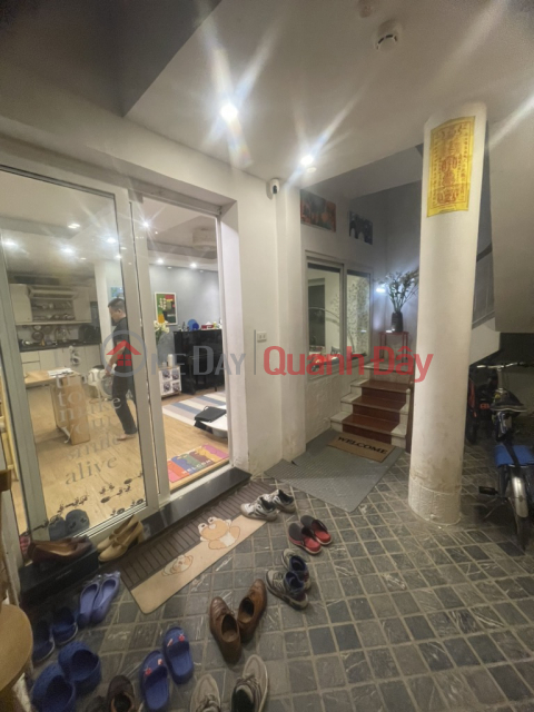 House for sale on Hoang Hoa Tham, Ba Dinh, 3 floors, 59.1m2, 4 floors, 5m frontage, only 12.8 billion _0