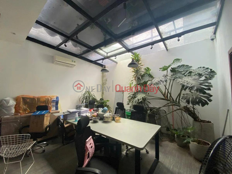 đ 35 Billion DANG VAN NGU 106M 4 FLOORS FRONTAGE 6.8M CAR AVOIDANCE 35 BILLION 0986073333